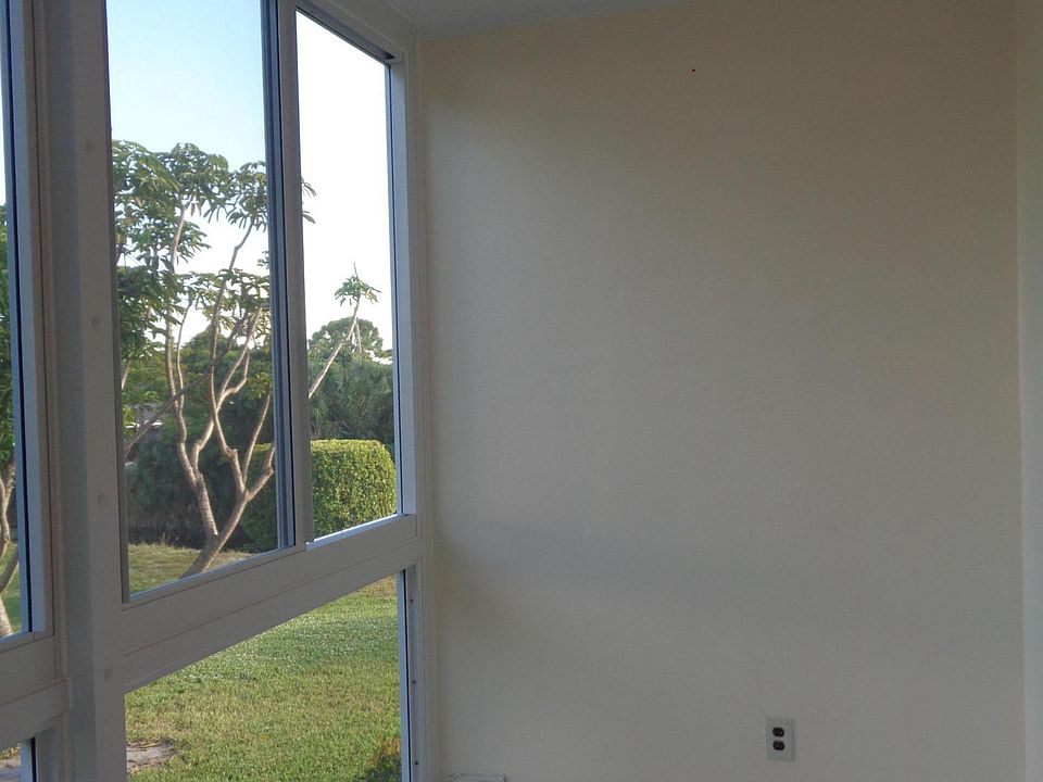 2566 Garden Drive,Lake Worth Beach,FL,United States preview