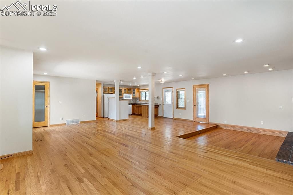 1613 Rosemont Drive,Colorado Springs,CO,United States preview