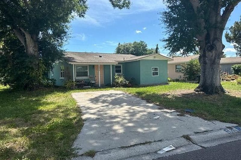 5820 Cypress Street North,St. Petersburg,FL,United States preview