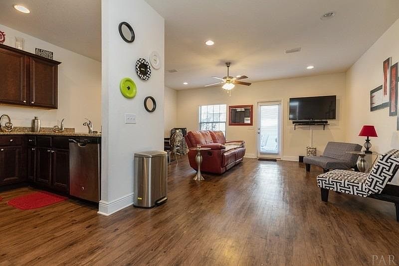 8822 Little Cormorant Lane,Navarre,FL,United States preview