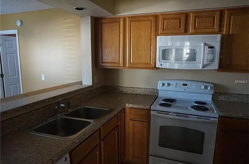 2942 South Semoran Boulevard,Orlando,FL,United States preview