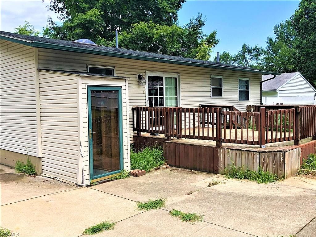 2225 Mayflower Avenue Northwest,Massillon,OH,United States preview