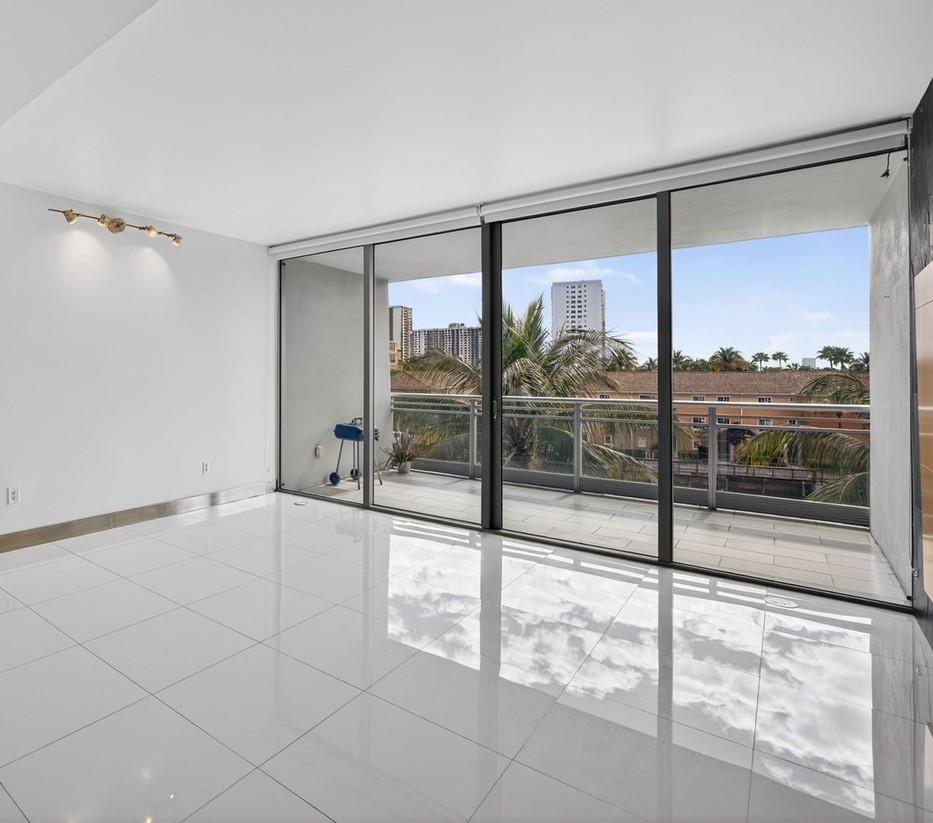 2950 Northeast 188th Street,Aventura,FL,United States preview