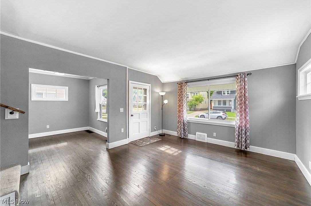 20844 Woodstock Avenue,Fairview Park,OH,United States preview