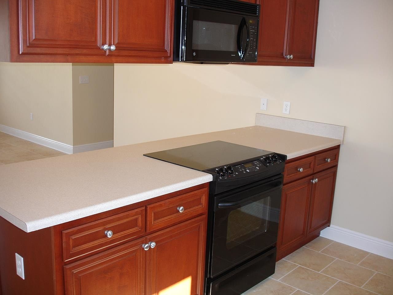 5323 Falling Star Road,Tallahassee,FL,United States preview