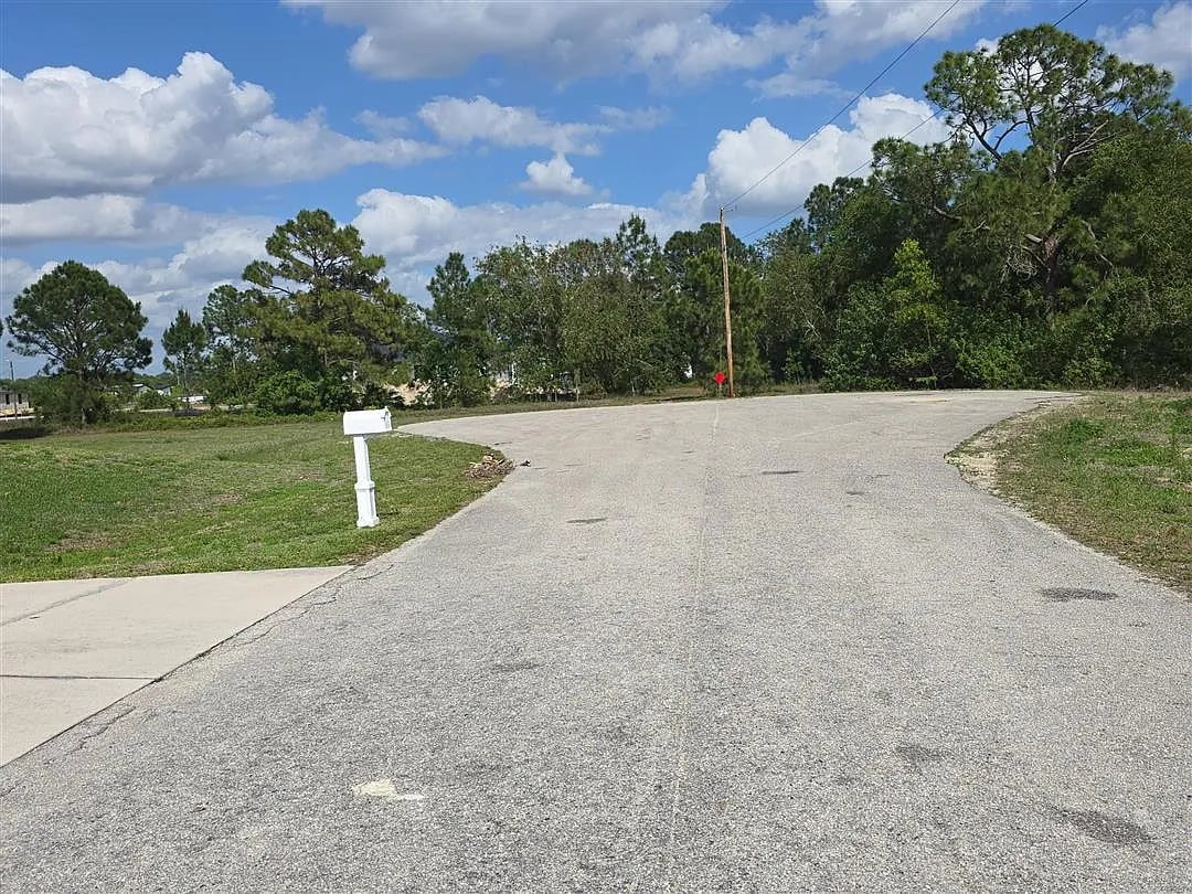 669 Chattman Street East,Lehigh Acres,FL,United States preview