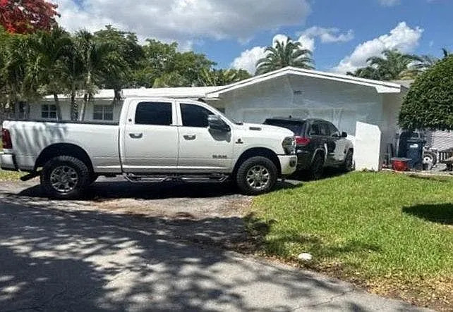 15060 Southwest 80th Avenue,Palmetto Bay,FL,United States preview