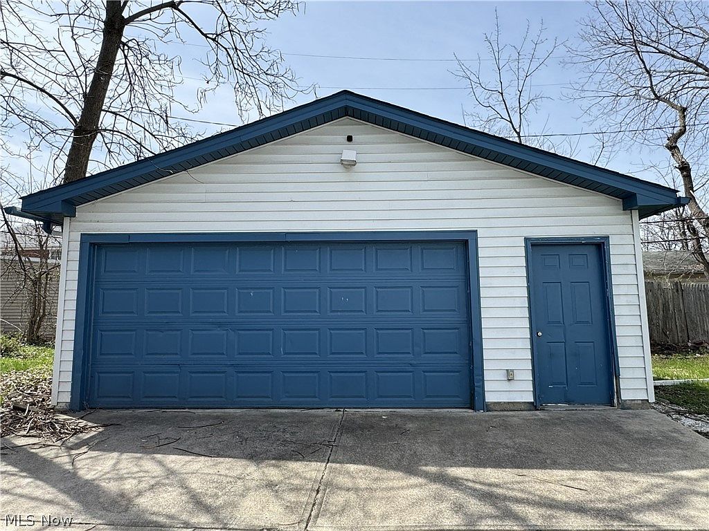 888 Medford Road,Cleveland Heights,OH,United States preview