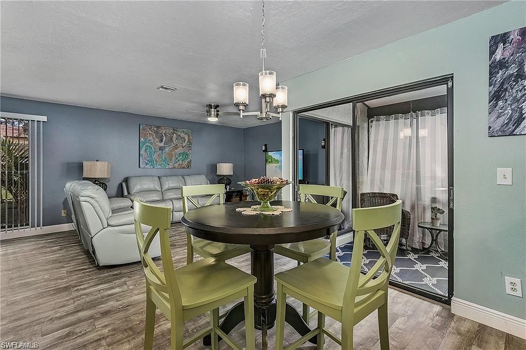 719 Southeast 12th Avenue,Cape Coral,FL,United States preview