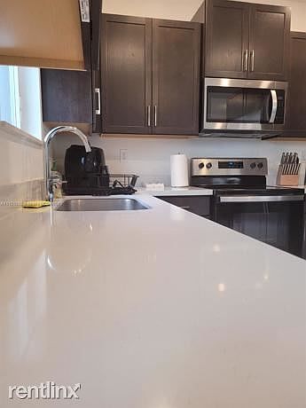 1051 Southeast 23rd Terrace,Homestead,FL,United States preview