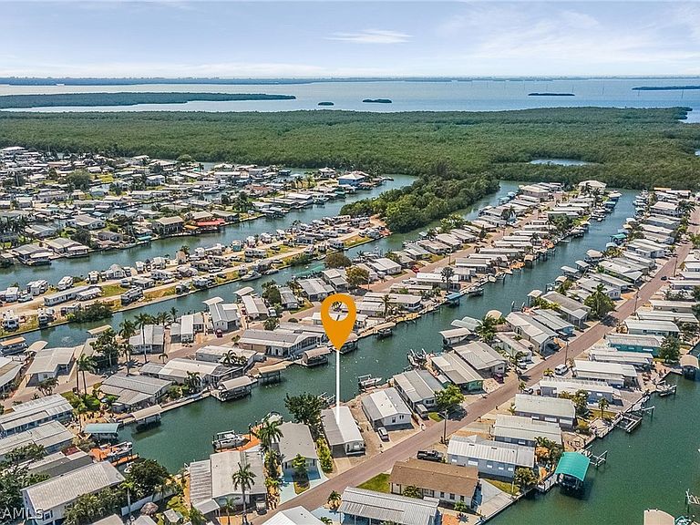 3693 Blueberry Ln,Saint James City,FL,USA preview