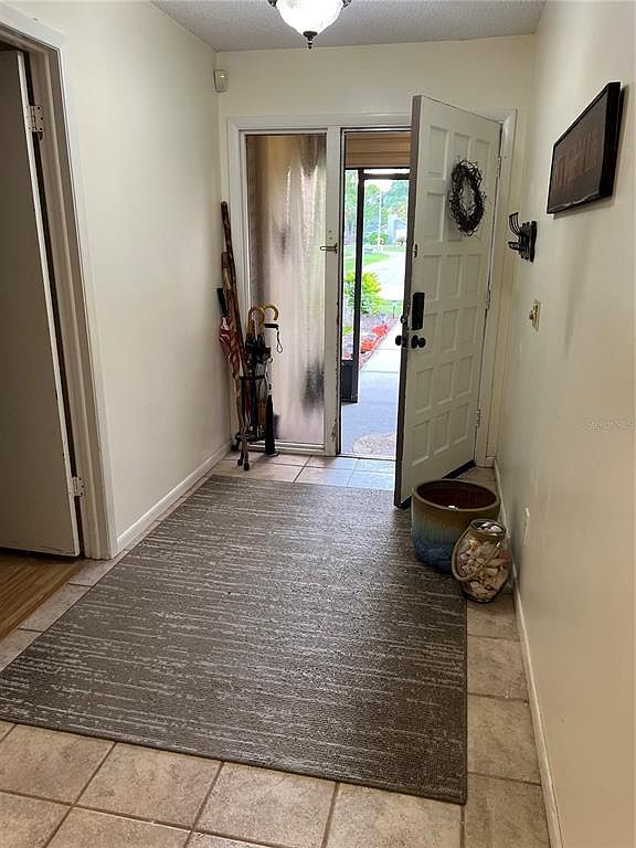 15614 Farnsworth Lane,Tampa,FL,United States preview
