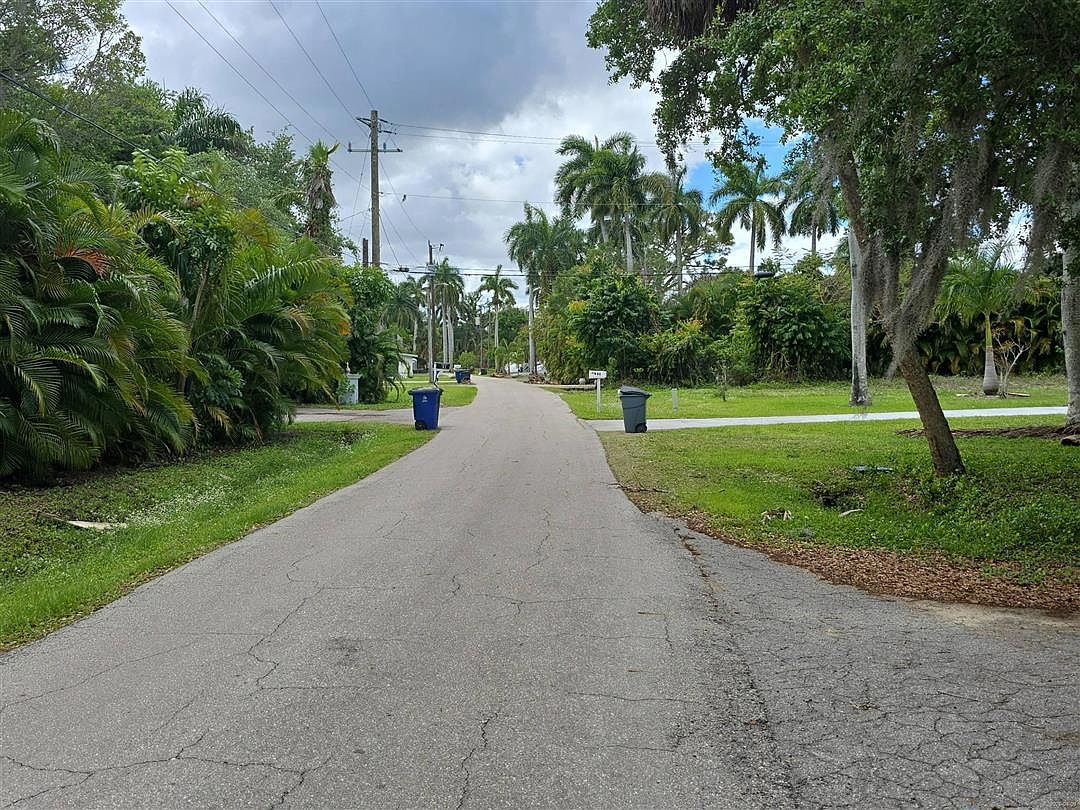 52 West North Shore Avenue,North Fort Myers,FL,United States preview