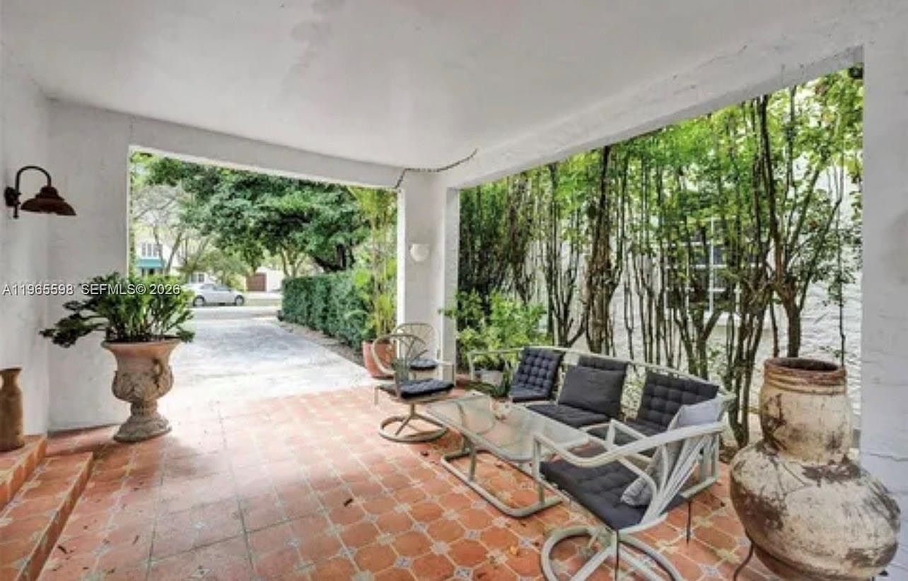 1107 Alhambra Circle,Coral Gables,FL,United States preview