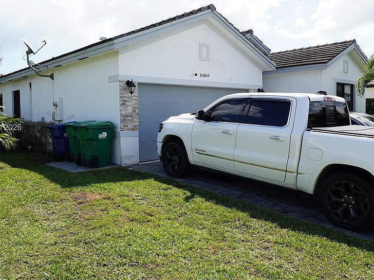 16869 Southwest 109th Place,Cutler Bay,FL,United States preview