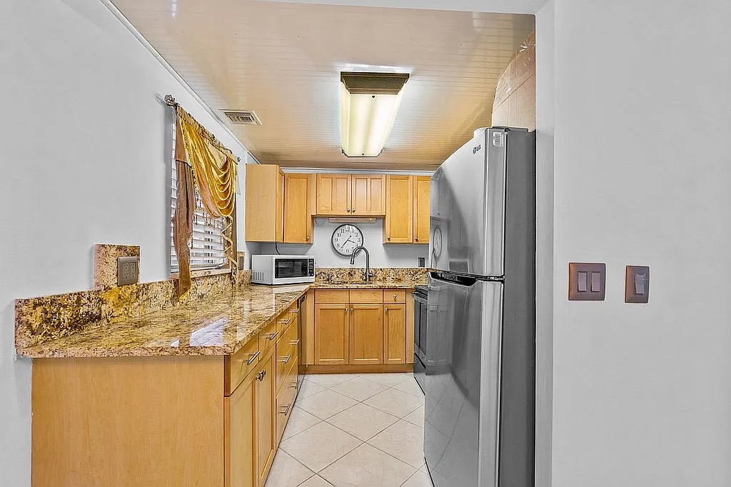581 Brittany M,Delray Beach,FL,United States preview