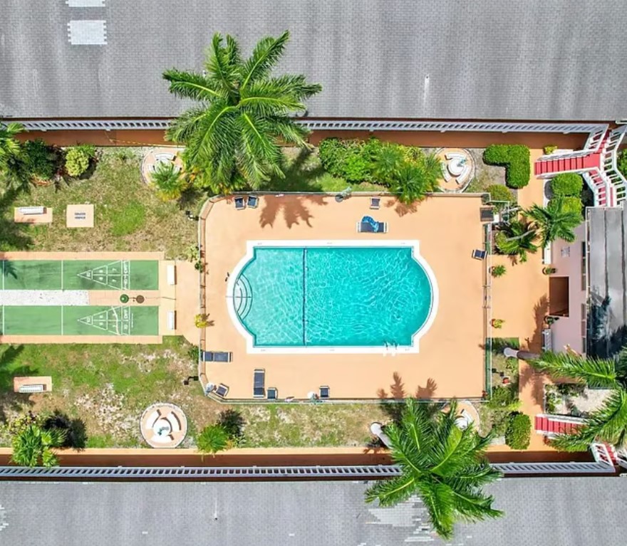 160 Northeast 8th Avenue,Hallandale Beach,FL,United States preview