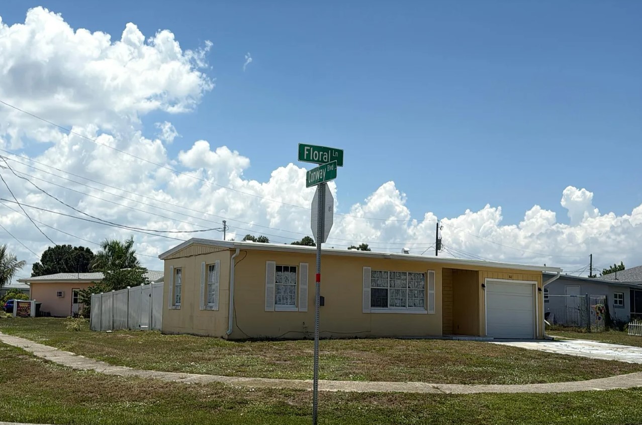 611 Floral Lane,Port Charlotte,FL,United States preview