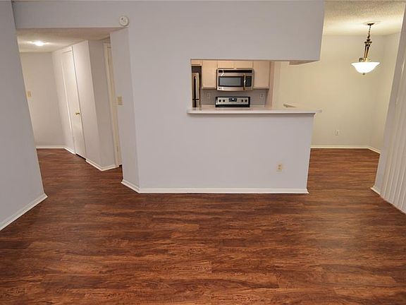 8617 Fancy Finch Drive,Tampa,FL,United States preview