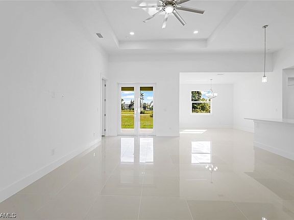 2128 Northeast 40th Street,Cape Coral,FL,United States preview