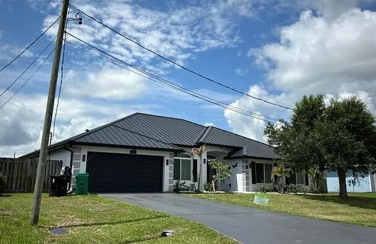 460 Southwest Undallo Road,Port St. Lucie,FL,United States preview