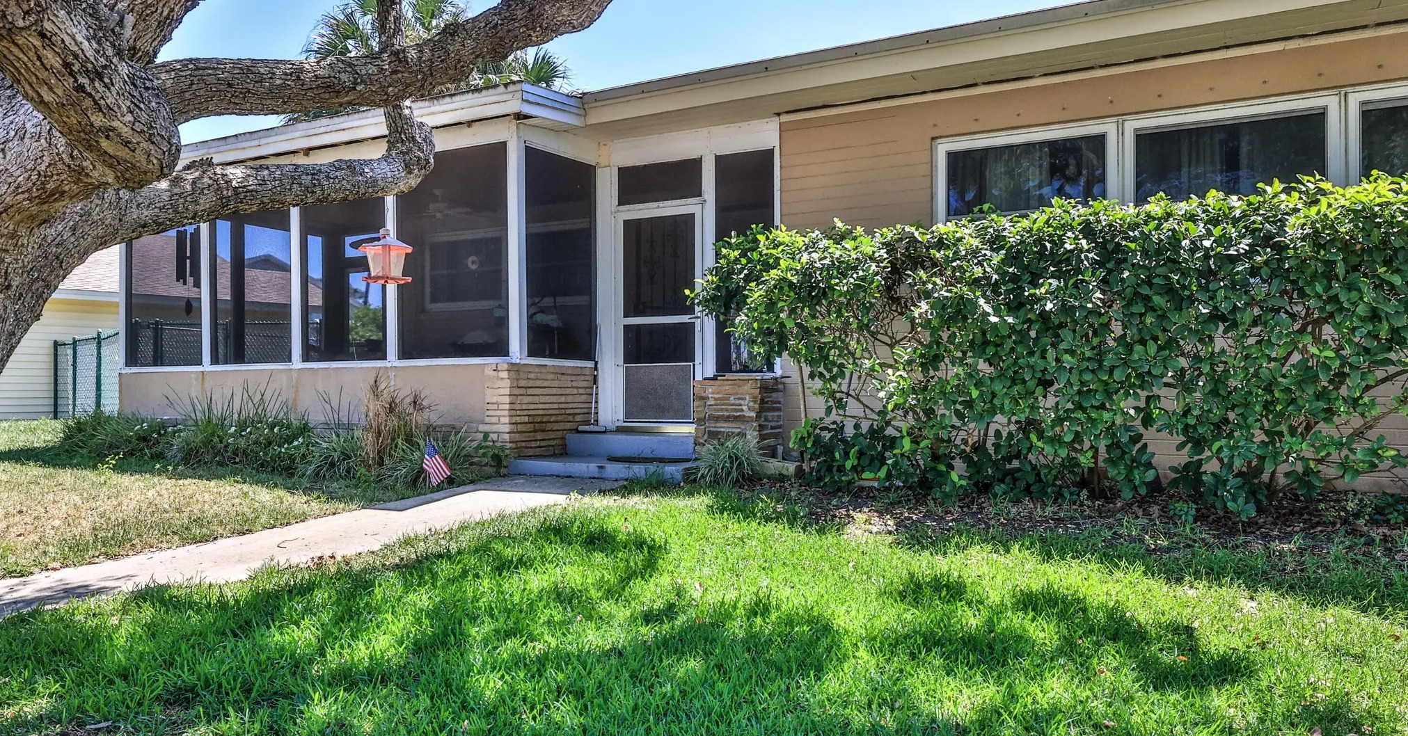 2326 South Peninsula Drive,Daytona Beach,FL,United States preview