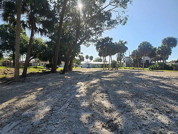 2311 Westwood Road,North Fort Myers,FL,United States preview