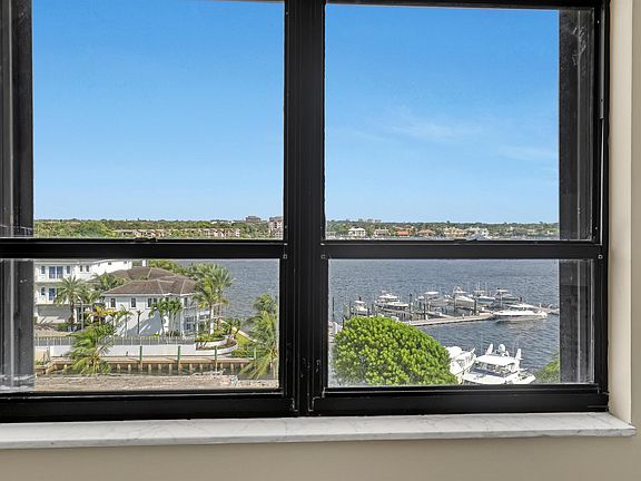 1208 Marine Way West,North Palm Beach,FL,United States preview