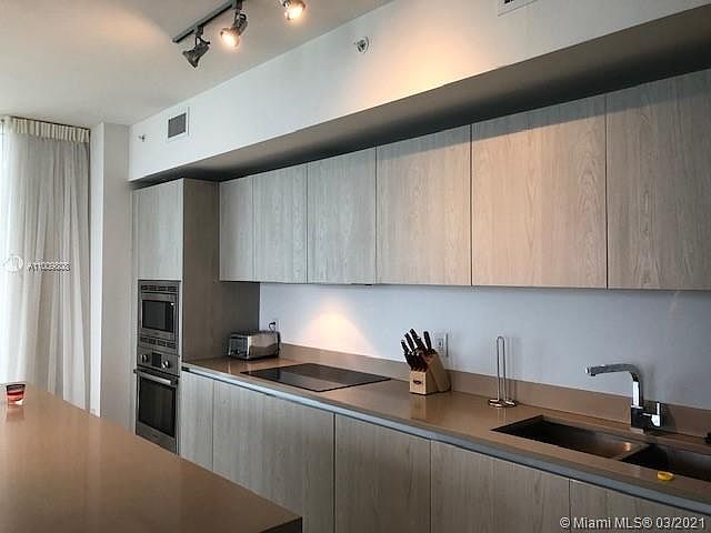 1801 South Ocean Drive,Hollywood,FL,United States preview