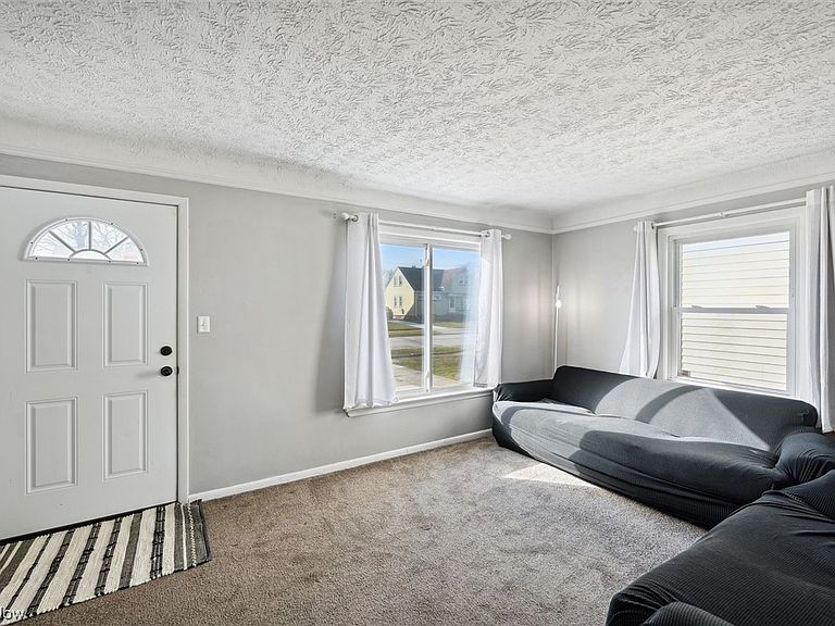 14717 Reddington Avenue,Maple Heights,OH,United States preview
