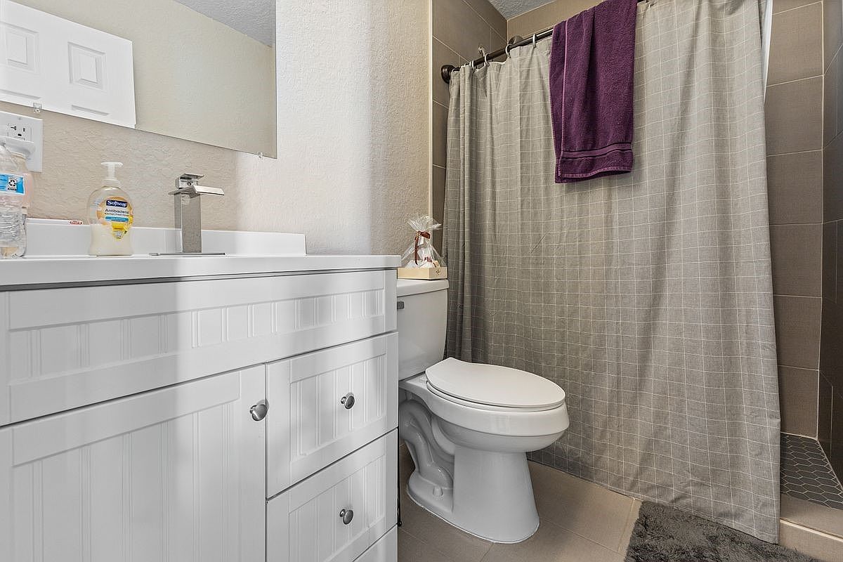 3308 Southwest 15th Street,Fort Lauderdale,FL,United States preview