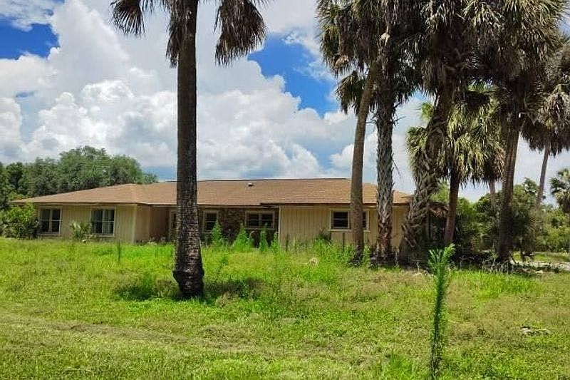 809 North Golf Course Drive,Crystal River,FL,United States preview