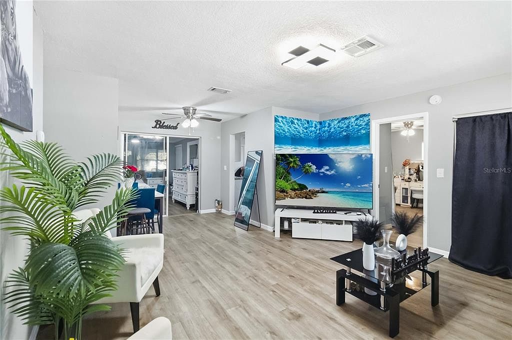 568 East Normandy Boulevard,Deltona,FL,United States preview