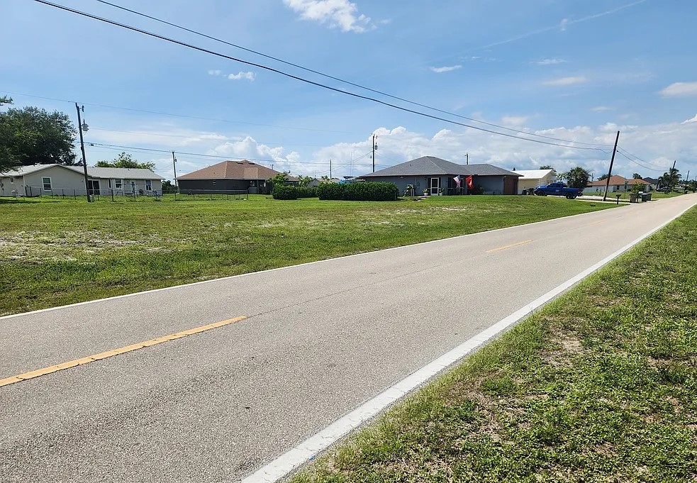 1932 Northeast 24th Avenue,Cape Coral,FL,United States preview