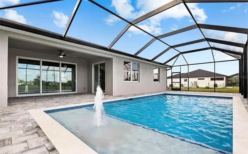 928 Northeast 3rd Avenue,Cape Coral,FL,United States preview