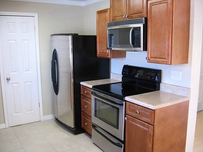 200 Countryclub Drive,Largo,FL,United States preview