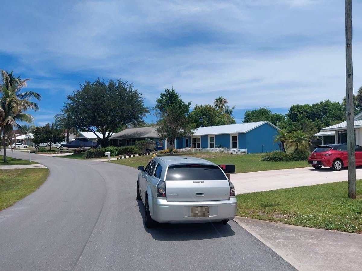 2077 Northeast 21st Terrace East,Jensen Beach,FL,United States preview