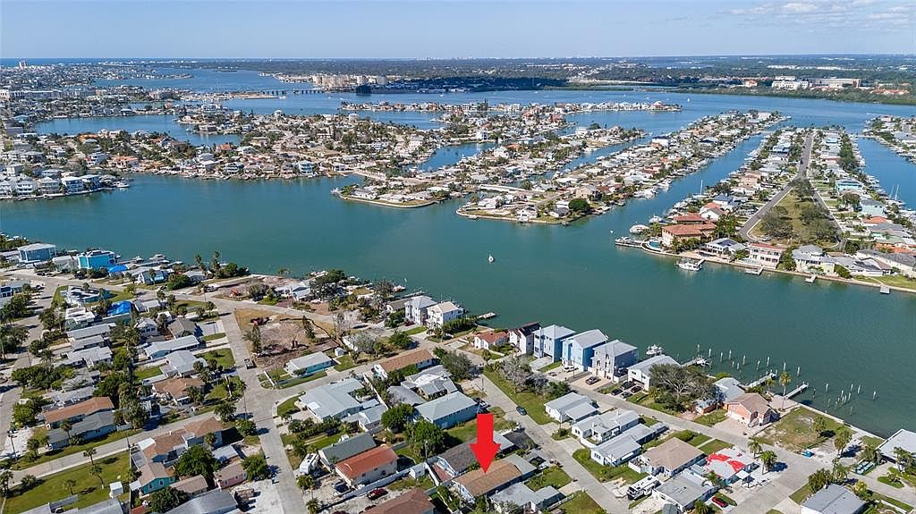 13246 4th Street East,Madeira Beach,FL,United States preview