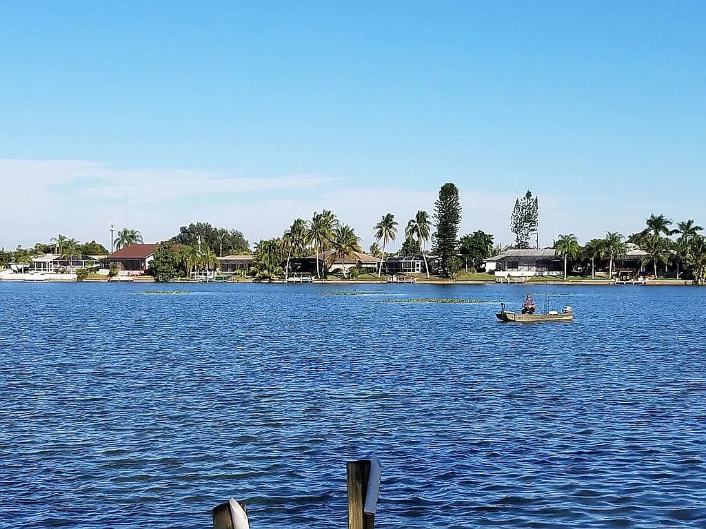 1823 Southeast 4th Street,Cape Coral,FL,United States preview