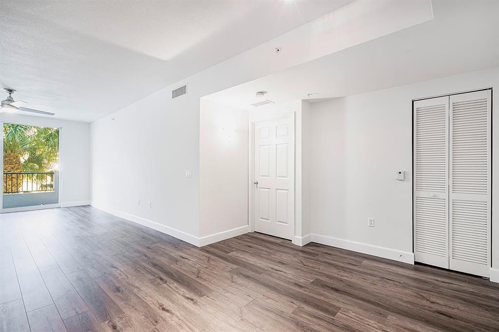 2421 Northeast 65th Street,Fort Lauderdale,FL,United States preview