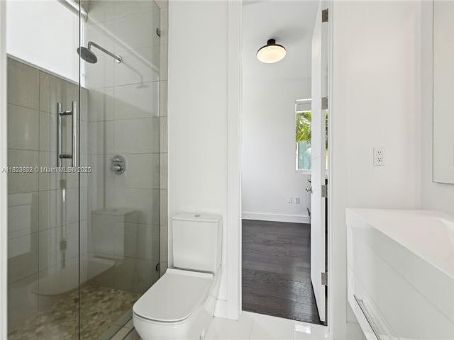 10445 Northwest 68th Terrace,Doral,FL,United States preview