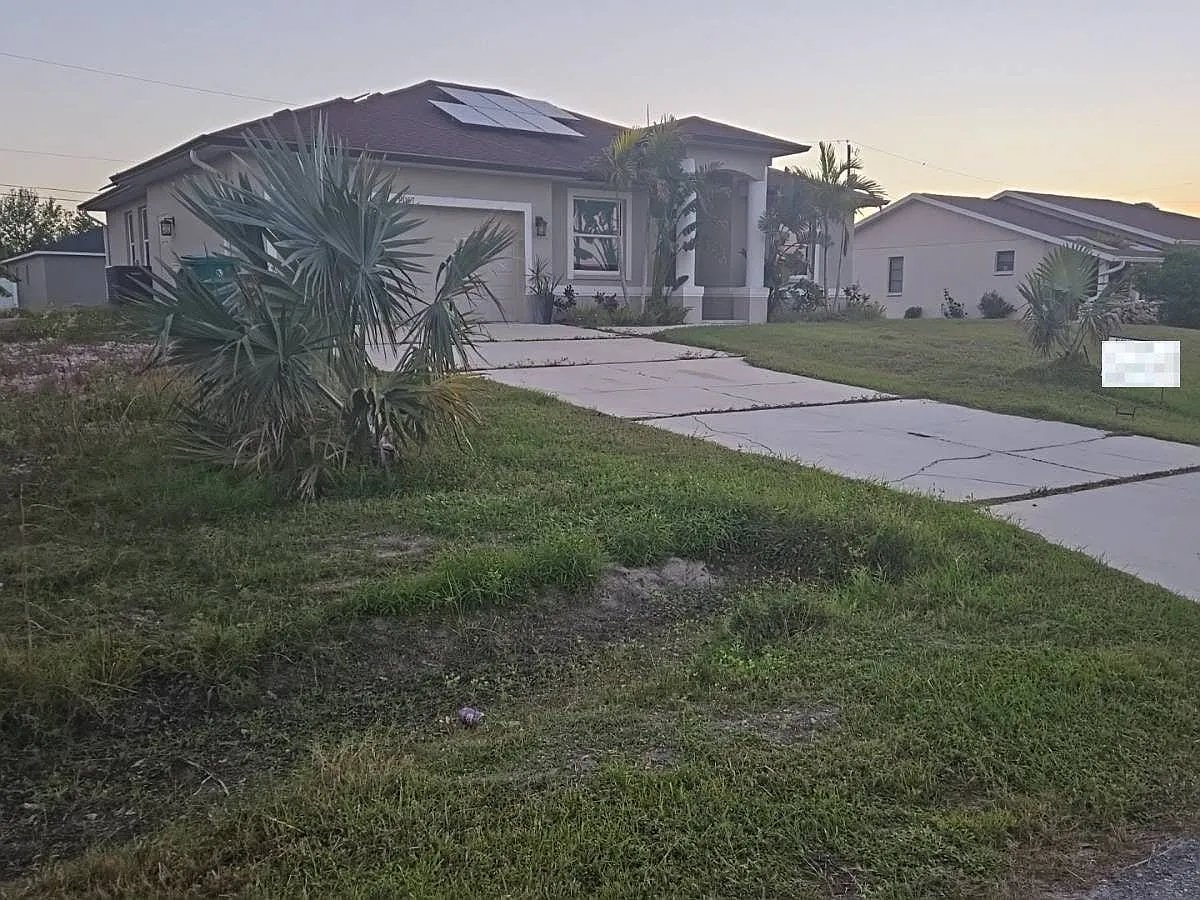 9057 Avalon Avenue,Englewood,FL,USA preview