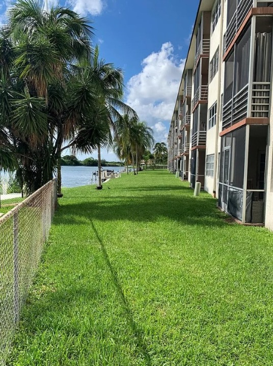 4311 Crystal Lake Drive,Deerfield Beach,FL,United States preview