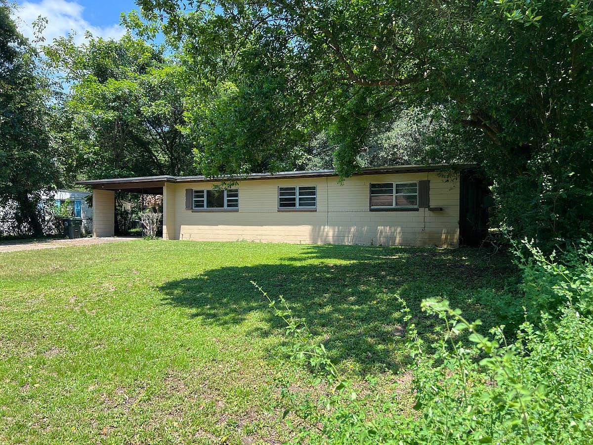 102 Emerald Avenue,Pensacola,FL,United States preview
