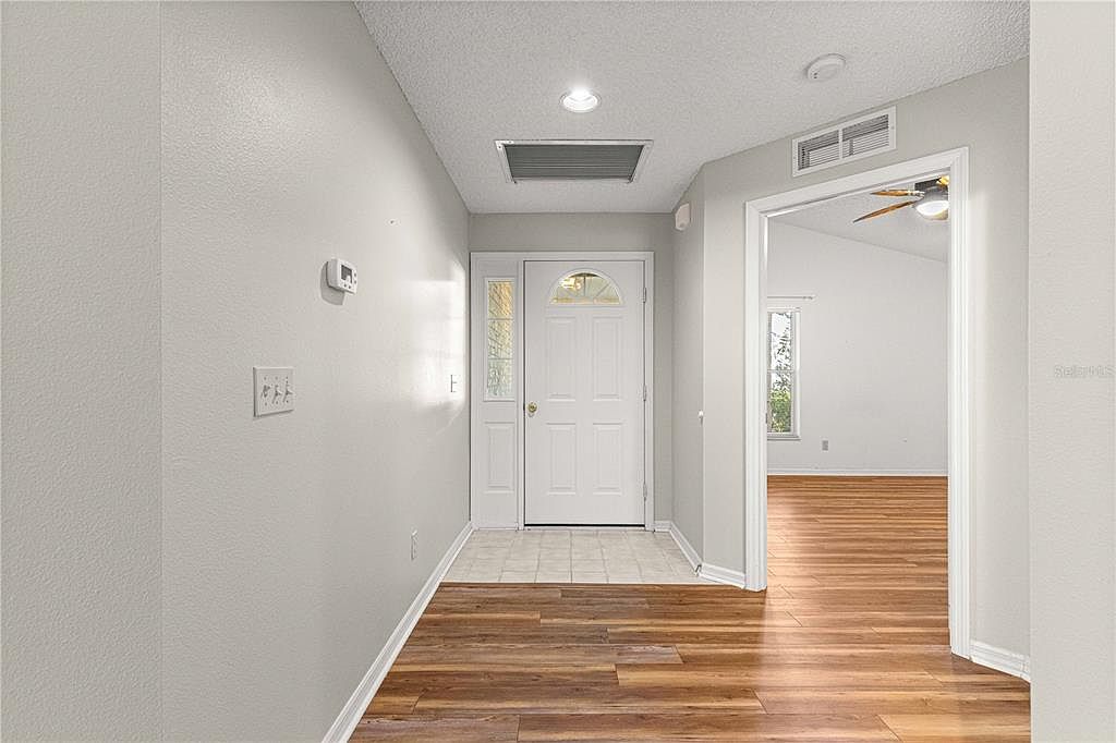 9093 Southwest 91st Circle,Ocala,FL,United States preview