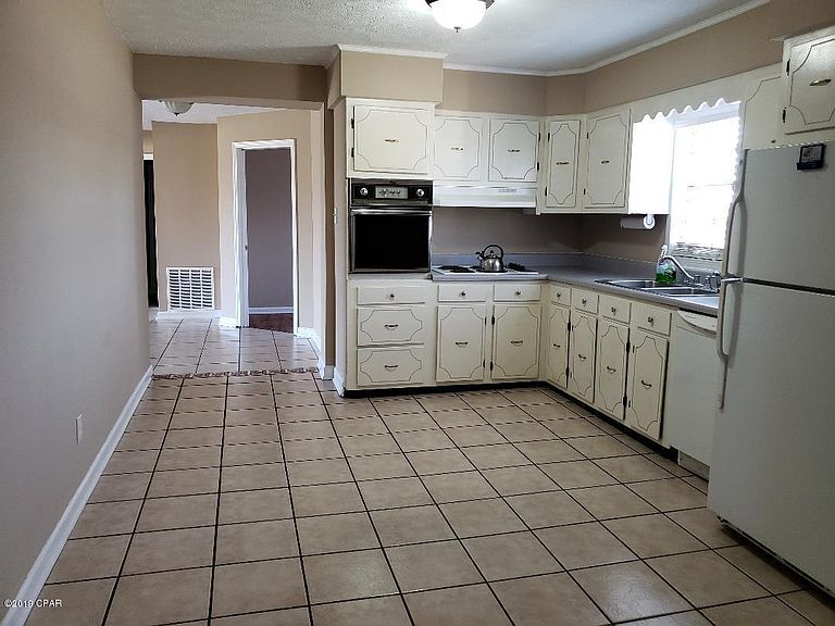 1213 Michigan Avenue,Lynn Haven,FL,United States preview