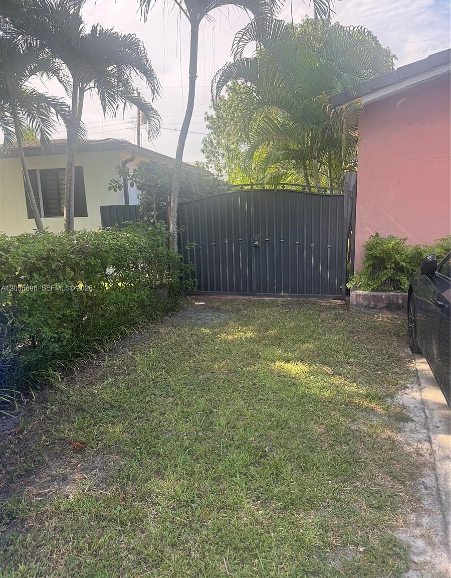 3611 Southwest 21st Street,Miami,FL,United States preview