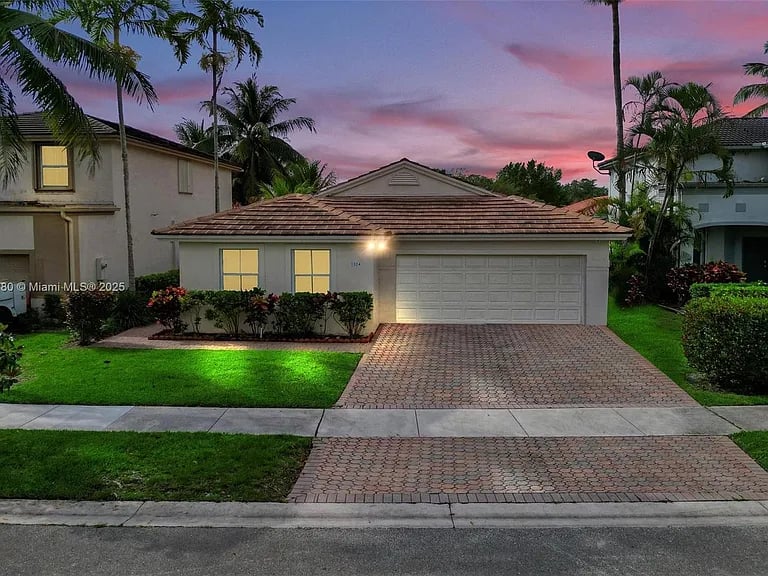 7324 Northwest 1st Place,Plantation,FL,United States preview