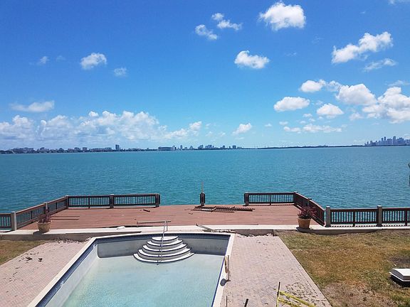 1880 South Treasure Drive,North Bay Village,FL,United States preview
