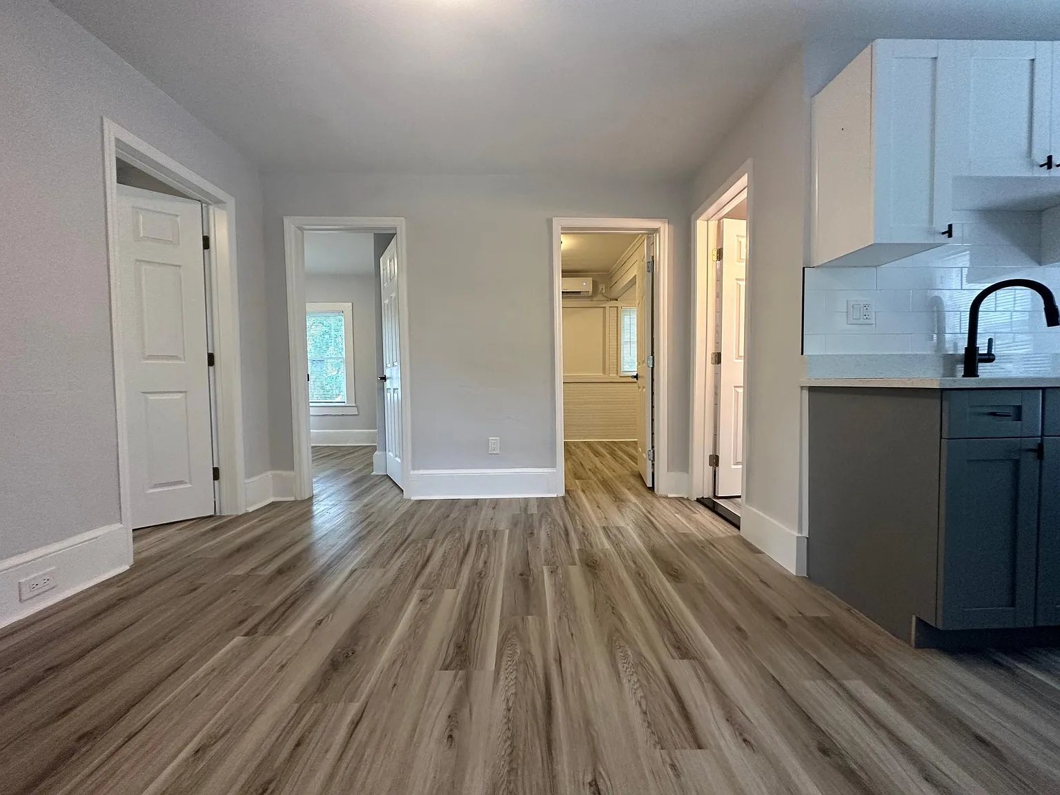 1021 East Cayuga Street,Tampa,FL,United States preview